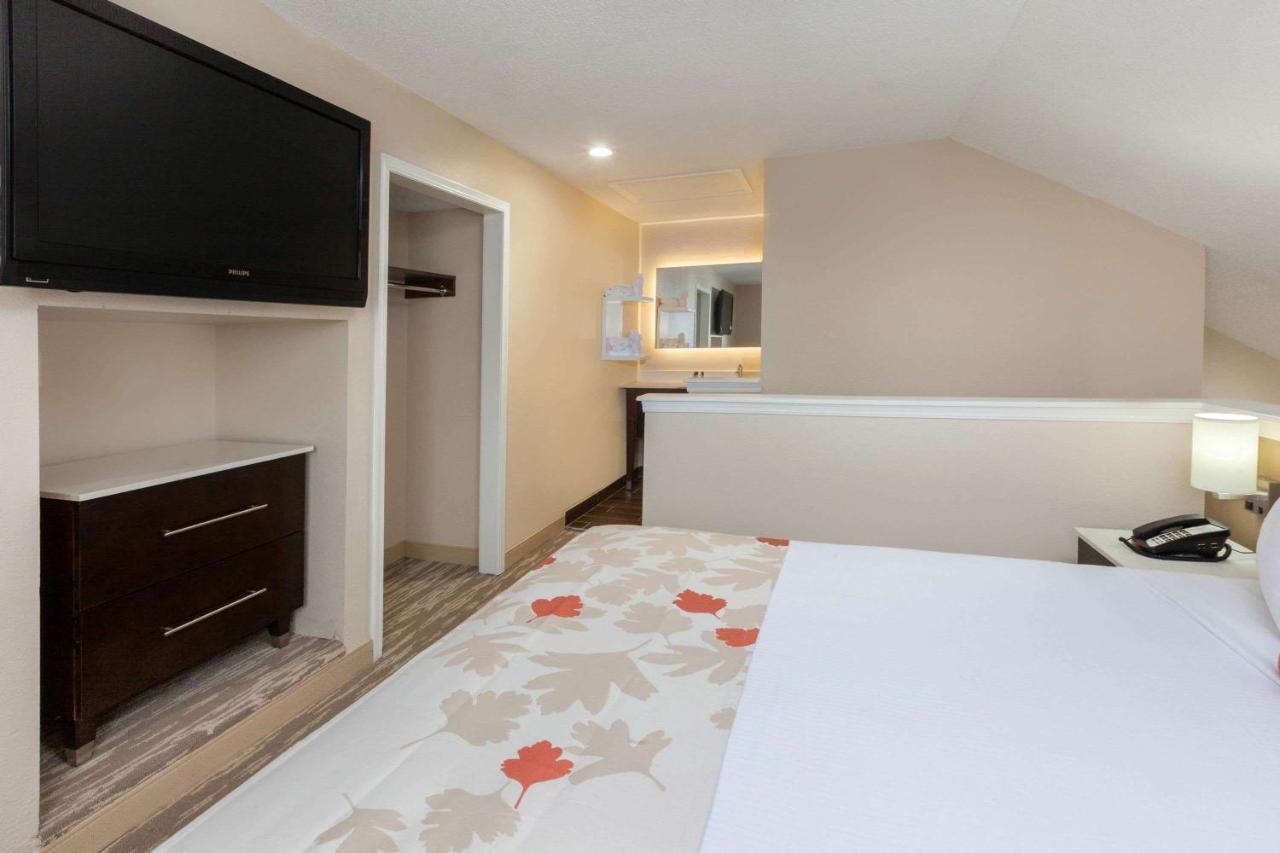 ฮอว์ทอร์น สวีท บาย วินด์แฮม ดีทรอยต์ เซาท์ฟิลด์ Hotel ภายนอก รูปภาพ